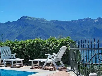 Fior Di Loto 2* Limone sul Garda