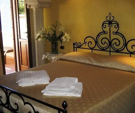 Bed & Breakfast Fior Di Loto 2*